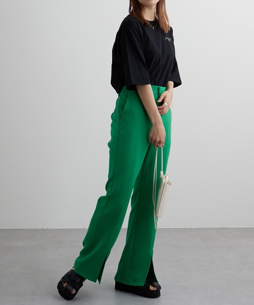 COLONY 2139（コロニートゥーワンスリーナイン）の「ストレッチイージーケアーパンツ / フレアパンツ（スラックス・レディース・ブラック/グレイッシュベージュ/グリーン・SMALL/MEDIUM/LARGE）」の10枚目の写真