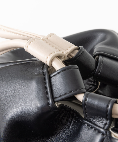 LOWELL things（ロウェル　シングス）の「ソフト巾着ミニトート（トートバッグ・レディース・クリーム/ホワイト/ベージュ/ブラック・フリー）」の9枚目の写真