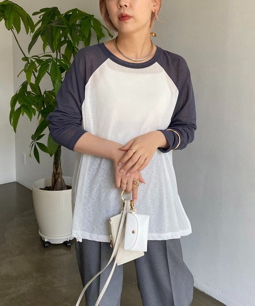 CAPRICIEUX LE'MAGE(カプリシューレマージュ)の「ラグランシアーTシャツ(Tシャツ/カットソー・レディース・オフホワイト/ベージュ・FREE)」の12枚目の写真