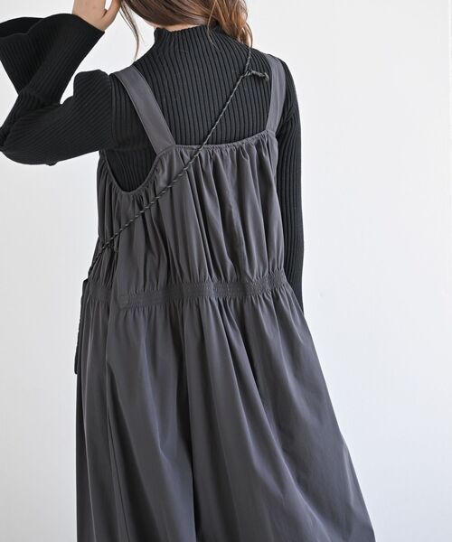 rps（アールピーエス）の「フロントZIPシャーリングジャンスカ