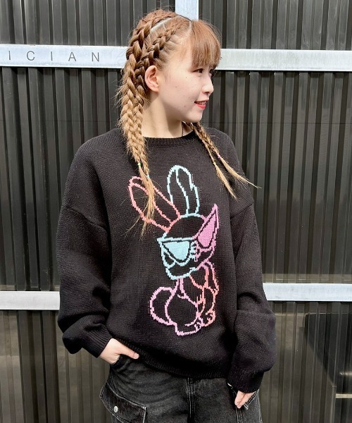 Candy Stripper（キャンディストリッパー）の「COOL BUNNY ニット（ニット/セーター・レディース・ブラック/ピンク/ライトブルー・2）」の2枚目の写真