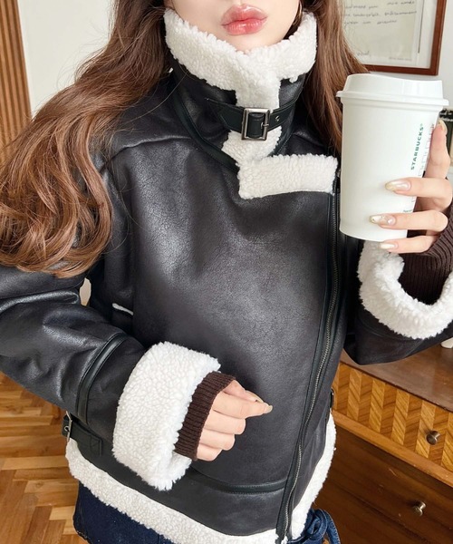美品✨LAGUAGEM フェイクレザームートンコート　ボア　スタンドカラー me+em select ムートンコート ボアコート 「 スタンドカラーに