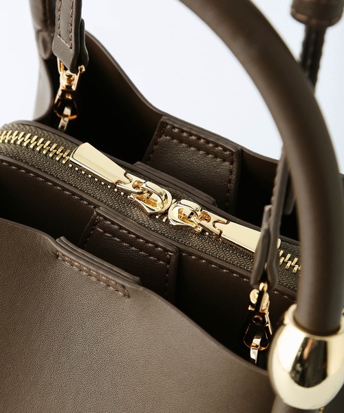 ROPE'（ロペ）の「2WAYメタルモチーフポイントバッグ（ハンドバッグ・レディース・オフホワイト/ダークブラウン/マスタード・FREE）」の10枚目の写真