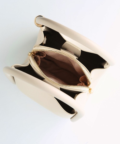 ROPE'（ロペ）の「2WAYメタルモチーフポイントバッグ（ハンドバッグ・レディース・オフホワイト/ダークブラウン/マスタード・FREE）」の19枚目の写真