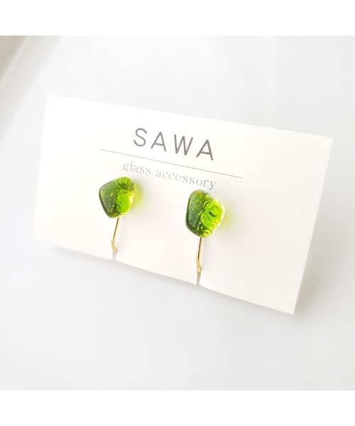 tone(トーン)の「【sawa】一粒イヤリング(MA)(イヤリング・レディース・スカイブルー/グレー/ターコイズブルー/ライム/ブルー/その他/ラベンダー/ブラウン/パープル系その他/グリーン系その他/クリア/グリーン/シャンパン/ブルー系その他/ブルー系その他2・FREE)」の4枚目の写真
