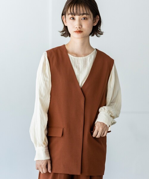 THE SHOP TK (ザ ショップ ティーケー )の「◆ステッチレスミドル丈ジレ(ベスト・レディース・チャコールグレー/ライトベージュ/レンガ・12)」の19枚目の写真