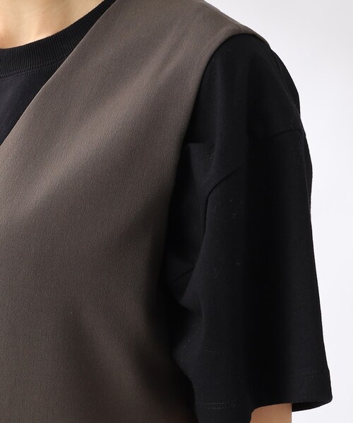 THE SHOP TK (ザ ショップ ティーケー )の「◆ステッチレスミドル丈ジレ(ベスト・レディース・チャコールグレー/ライトベージュ/レンガ・12)」の9枚目の写真