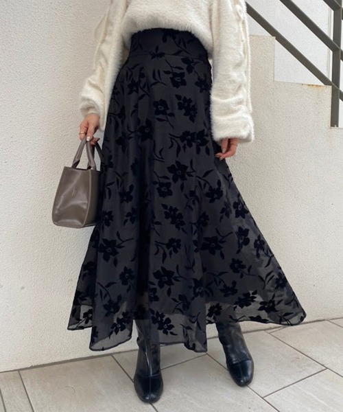 one after another NICE CLAUP(ワンアフターアナザーナイスクラップ)の「オリジナルプリントが目を惹く。フロッキーオーガンスカート(スカート・レディース・ブラック/アイボリー/グレー/モカ・FREE)」の11枚目の写真