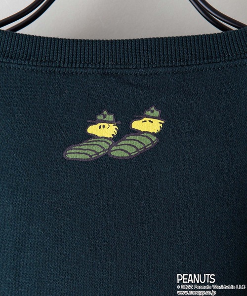 PEANUTS（ピーナッツ）の「【 PEANUTS/ピーナッツ】スヌーピー コラボ ヘビーウェイト 裏起毛 ビッグシルエット　スウェット トレーナー（スウェット・メンズ・ホワイト/スミクロ/ダークグリーン/ベージュ/オフホワイト・MEDIUM/LARGE/X-LARGE）」の14枚目の写真