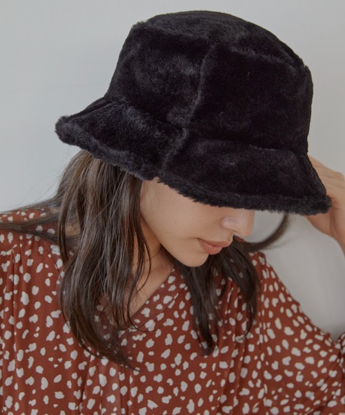 ACYM（アシーム）の「Fur volume bucket ハット（ハット・レディース・アイボリー/ブラック/ブラウン・FREE）」の3枚目の写真