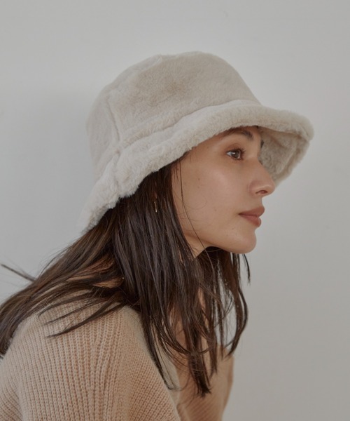 ACYM（アシーム）の「Fur volume bucket ハット（ハット・レディース・アイボリー/ブラック/ブラウン・FREE）」の4枚目の写真