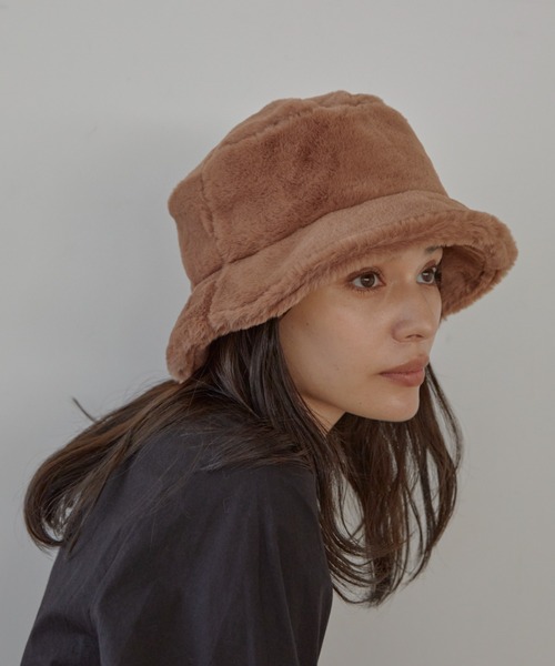 ACYM（アシーム）の「Fur volume bucket ハット（ハット・レディース・アイボリー/ブラック/ブラウン・FREE）」の14枚目の写真