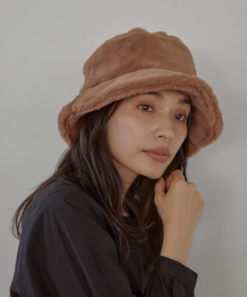 ACYM（アシーム）の「Fur volume bucket ハット（ハット・レディース・アイボリー/ブラック/ブラウン・FREE）」の15枚目の写真