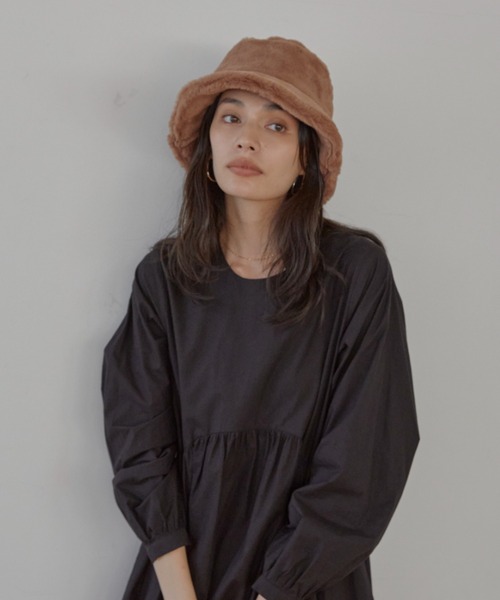 ACYM（アシーム）の「Fur volume bucket ハット（ハット・レディース・アイボリー/ブラック/ブラウン・FREE）」の12枚目の写真