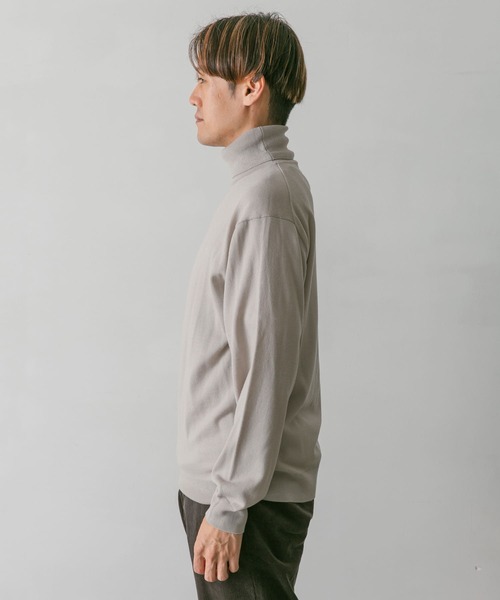 URBAN RESEARCH DOORS（アーバンリサーチドアーズ）の「ハーモニータートルネックニット（ニット/セーター・メンズ・グリーン/ベージュ系その他/ネイビー/チャコールグレー・MEDIUM/LARGE）」の11枚目の写真