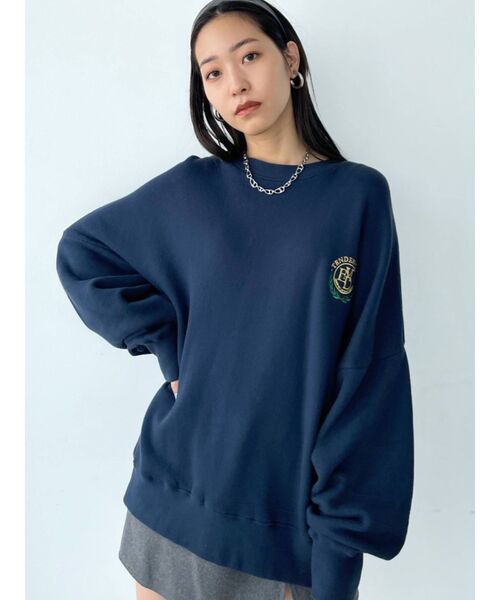 EMODA（エモダ）の「エンブレムロゴスウェット（スウェット・レディース・ホワイト/グレー/ブラック/ネイビー・FREE）」の4枚目の写真