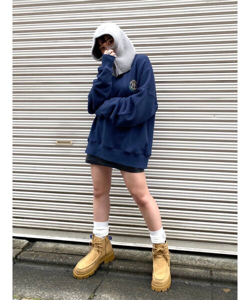 EMODA（エモダ）の「エンブレムロゴスウェット（スウェット・レディース・ホワイト/グレー/ブラック/ネイビー・FREE）」の18枚目の写真