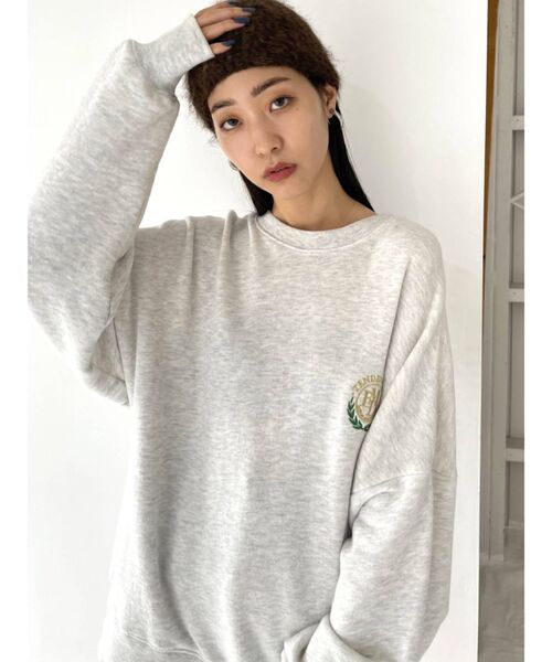 EMODA（エモダ）の「エンブレムロゴスウェット（スウェット・レディース・ホワイト/グレー/ブラック/ネイビー・FREE）」の10枚目の写真