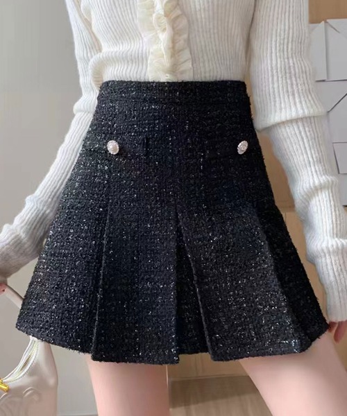 SPIGA（スピーガ）の「パール釦ツイードプリーツミニスカート（スカート・レディース・ブラック・SMALL/MEDIUM）」の2枚目の写真