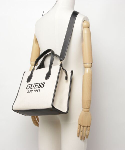 Guess(ゲス)の「SILVANA 2 Compartment Tote(トートバッグ・レディース・ブラック・ONE SIZE)」の11枚目の写真
