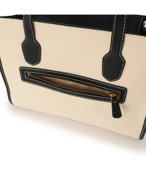 Guess(ゲス)の「SILVANA 2 Compartment Tote(トートバッグ・レディース・ブラック・ONE SIZE)」の10枚目の写真
