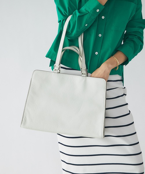 RIVE DROITE（リヴドロワ）の「A4サイズでオフィスにも使える/レザーA4トート（トートバッグ・レディース・オフホワイト/グレー系その他・FREE）」の13枚目の写真