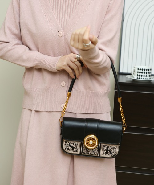LA VORAGINE(ラ ヴォラジネ)の「2wayバイカラーフェイクレザーショルダーバッグ(ショルダーバッグ・レディース・グリーン/ブラック/ブラウン・FREE)」の9枚目の写真