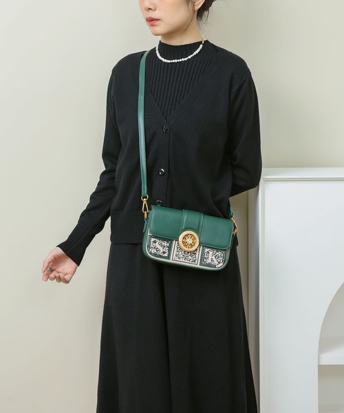 LA VORAGINE(ラ ヴォラジネ)の「2wayバイカラーフェイクレザーショルダーバッグ(ショルダーバッグ・レディース・グリーン/ブラック/ブラウン・FREE)」の20枚目の写真