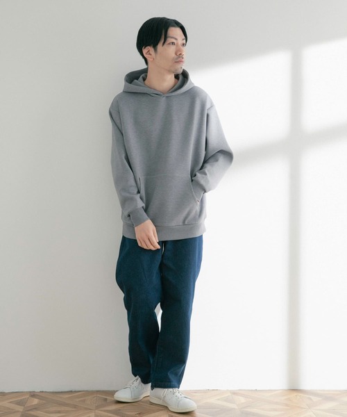 ITEMS URBANRESEARCH(アイテムズ アーバンリサーチ)の「TRストレッチダンボール プルオーバーパーカー(パーカー・メンズ・グレー系その他/ネイビー/グレー・LARGE/MEDIUM)」の14枚目の写真