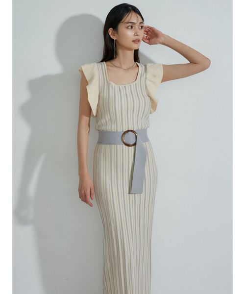 RESEXXY（リゼクシー）の「ラッフルデザインニットワンピース（ワンピース・レディース・ブラック/ベージュ/アイボリー・FREE）」の20枚目の写真