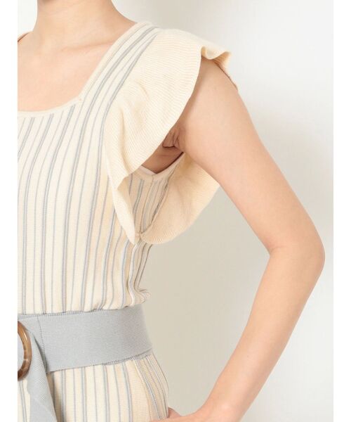 RESEXXY（リゼクシー）の「ラッフルデザインニットワンピース（ワンピース・レディース・ブラック/ベージュ/アイボリー・FREE）」の9枚目の写真