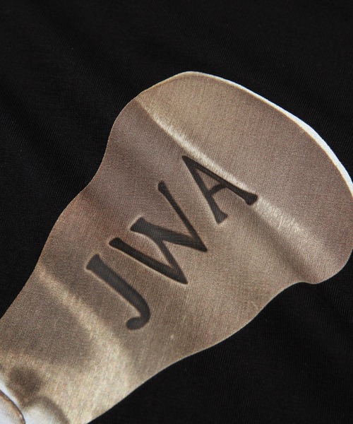 JW Anderson（ジェイダブリューアンダーソン）の「T.シャツ（Tシャツ/カットソー・メンズ・ブラック/ホワイト・M/L）」の4枚目の写真