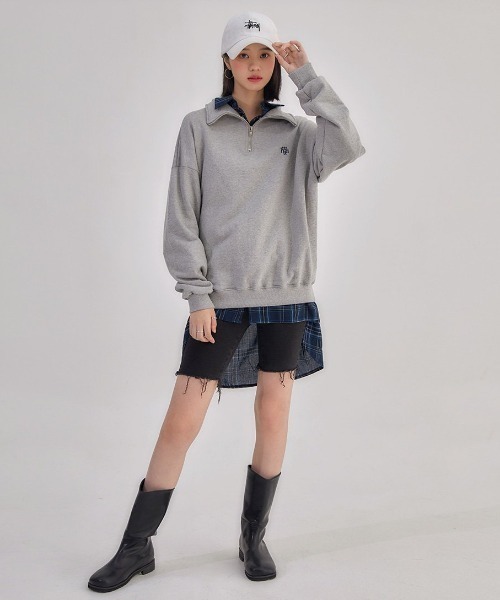 muahmuah（ムーアムーア）の「A'GEM/9 × .kom『muah muah/ムーアムーア』LOGO POINT FULL OVER NECK ZIPUP/ロゴポイントハーフジップ スウェットシャツ（スウェット・レディース・ブラック/グレー/アイボリー/ホワイト・FREE）」の12枚目の写真