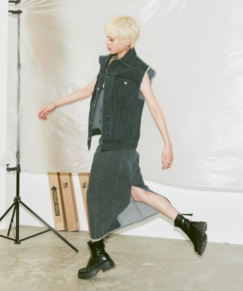 Happy John(ハッピージョン)の「fringe denim skirt/フリンジデニムスカート(デニムスカート・レディース・チャコールグレー/サックスブルー・SMALL/MEDIUM)」の9枚目の写真