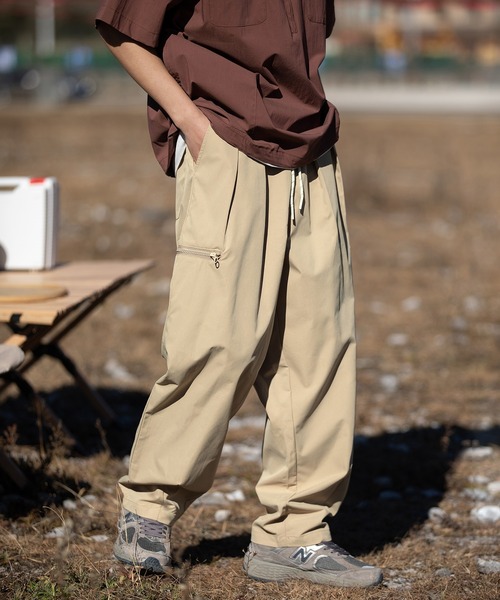 【HOOK】軽量素材ストレートパンツ（その他パンツ）｜HOOK（フック） 4,645円