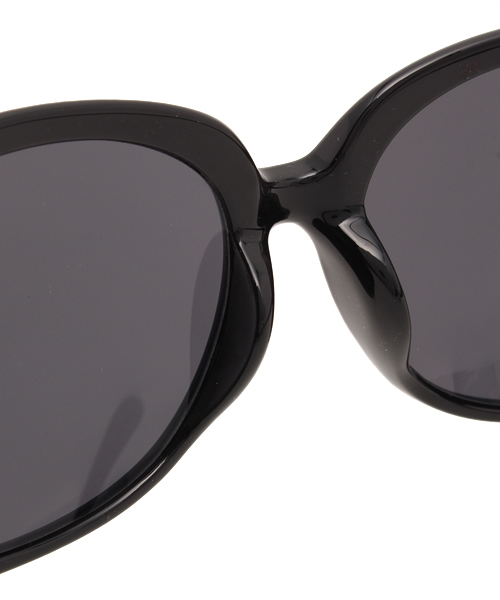 AZUL by moussy（アズールバイマウジー）の「サイドメタルビッグフレームサングラス（サングラス・レディース・ブラック/ブラウン系その他・FREE）」の7枚目の写真