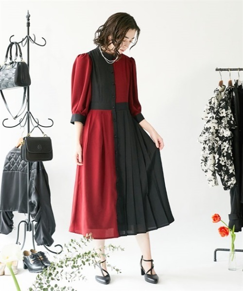 axes femme（アクシーズファム）の「バイカラープリーツワンピース