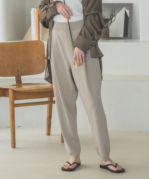 eL（エル）の「【eL】12G Tuck Easy Pants/195702（その他パンツ