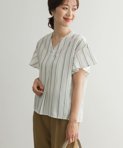 URBAN RESEARCH DOORS（アーバンリサーチドアーズ）の「『UR TECH Smart Linen Touch』ストライプフレアスリーブブラウス（シャツ/ブラウス・レディース・グリーン/ブルー・MEDIUM）」の19枚目の写真