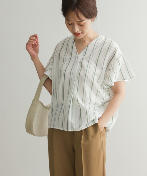 URBAN RESEARCH DOORS（アーバンリサーチドアーズ）の「『UR TECH Smart Linen Touch』ストライプフレアスリーブブラウス（シャツ/ブラウス・レディース・グリーン/ブルー・MEDIUM）」の20枚目の写真