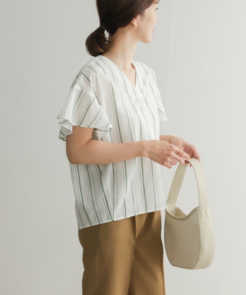 URBAN RESEARCH DOORS（アーバンリサーチドアーズ）の「『UR TECH Smart Linen Touch』ストライプフレアスリーブブラウス（シャツ/ブラウス・レディース・グリーン/ブルー・MEDIUM）」の21枚目の写真