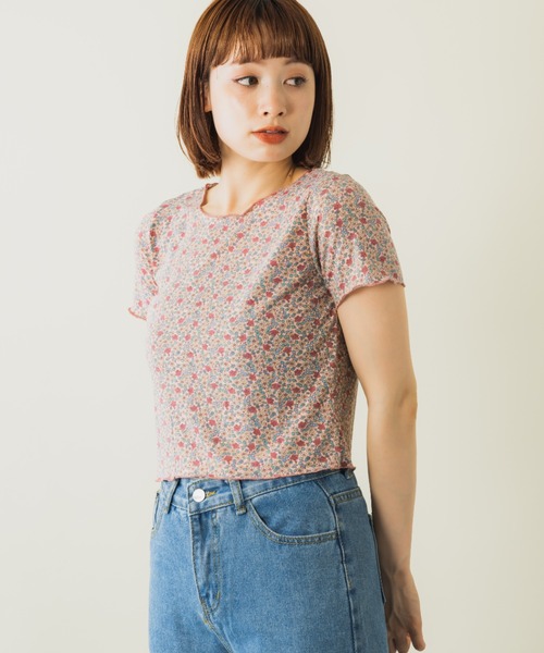 mebole(メボレ)の「クロップド丈メロウフラワートップス(Tシャツ/カットソー・レディース・レッド・FREE)」の19枚目の写真