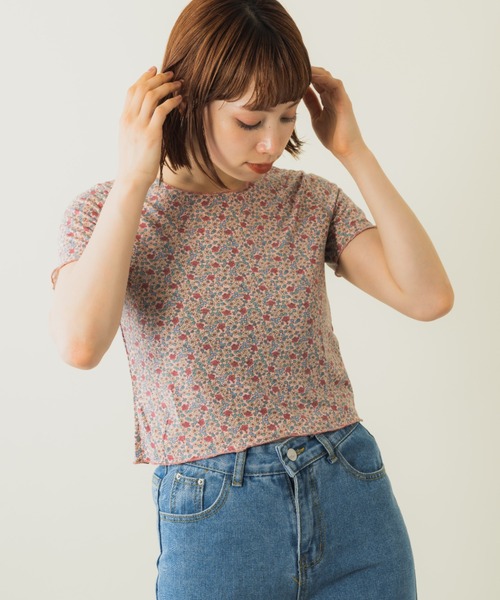 mebole(メボレ)の「クロップド丈メロウフラワートップス(Tシャツ/カットソー・レディース・レッド・FREE)」の18枚目の写真