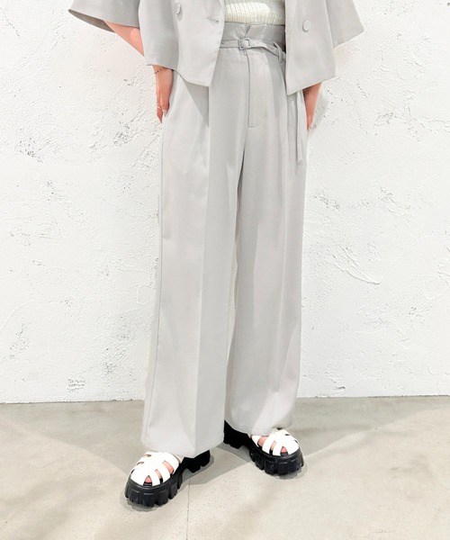 apres jour mignon(アプレジュールミニョン)の「ハイウエストベルト付きパンツ【SETUP着用可能】【ZOZOTOWN限定アイテム】(その他パンツ・レディース・ブラック/ライトグレー/ネイビー・X-LARGE/MEDIUM/SMALL)」の2枚目の写真