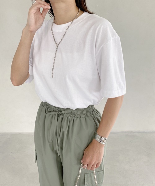 MYMOOD.(マイムード)の「5.6オンス ハイグレードコットン オーバーサイズTシャツ(Tシャツ/カットソー・レディース・ホワイト/ブラック/グレー/チャコールグレー・M/L)」の5枚目の写真