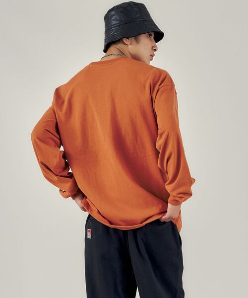 BEN DAVIS(ベンデイビス)の「【BEN DAVIS(ベンデイビス)】 NEW L/S POCKET TEE (WIDE) / ピスネーム ポケット ロンT ワンポイント 長袖 ビッグ(Tシャツ/カットソー・メンズ・オフホワイト/カーキ/ダークパープル/ブラック/ブルー系その他2/チャコール/オレンジ系その他5/ホワイト/グリーン系その他5・MEDIUM/LARGE/X-LARGE/SMALL)」の22枚目の写真