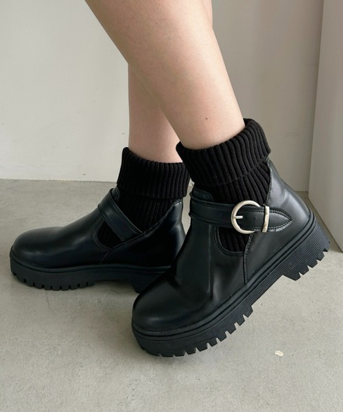 Loueme（ルエム）の「ニットドッキングベルトソックスブーツ（ブーツ・レディース・アイボリー/ブラック・23.5cm/24.5cm/22.5cm）」の4枚目の写真