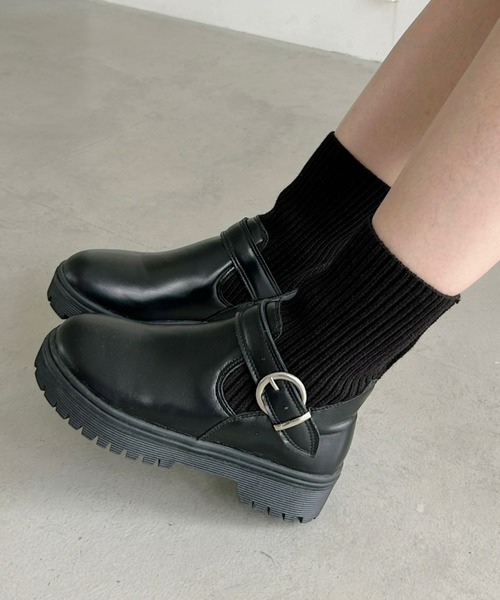 Loueme（ルエム）の「ニットドッキングベルトソックスブーツ（ブーツ・レディース・アイボリー/ブラック・23.5cm/24.5cm/22.5cm）」の3枚目の写真