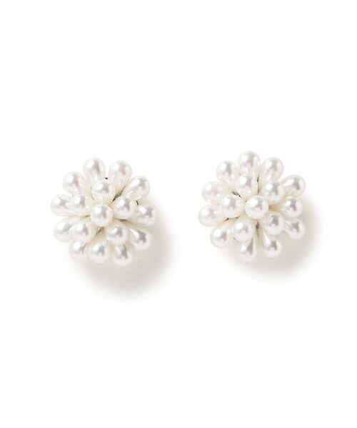 BEAMS BOY(ビームスボーイ)の「BEAMS BOY / シャワー パール イヤリング(イヤリング・レディース・ホワイト系その他2/ホワイト/ホワイト系その他3・ONE SIZE)」の7枚目の写真