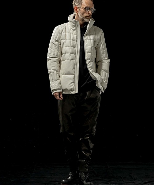 C DIEM（カルペディエム）の「C DIEM(カルペディエム)Leather Square Quilt Down Jacket /スクエアキルトレザーダウンジャケット（ダウンジャケット/コート・メンズ・ブラック/ホワイト・M/L）」の6枚目の写真